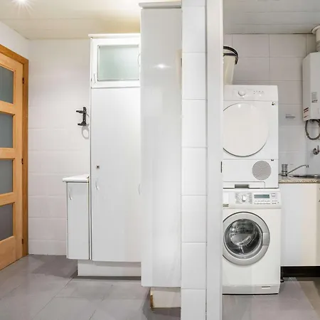 Apartment Elegant 3-bedroom In The Heart Of Bcn