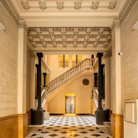 Apartment Elegant 3-bedroom In The Heart Of Bcn Barcelona