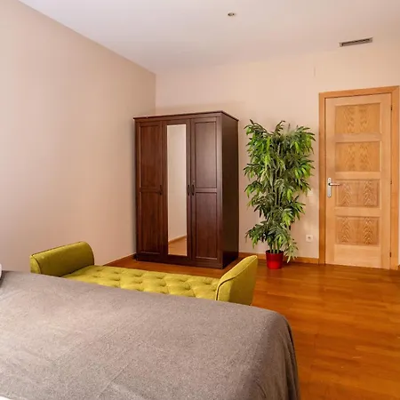 Elegant 3-bedroom In The Heart Of Bcn Barcelona