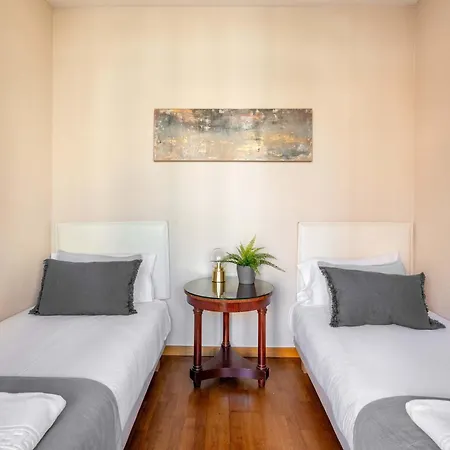 Elegant 3-bedroom In The Heart Of Bcn Apartment *