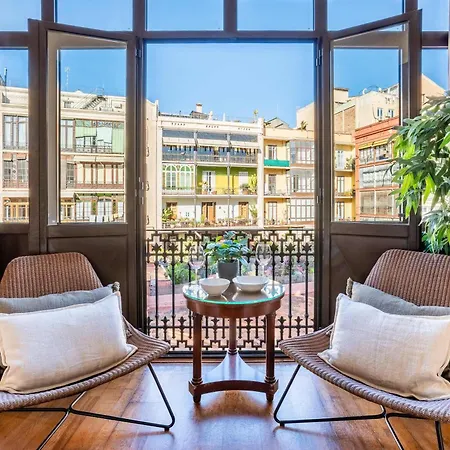 Elegant 3-bedroom In The Heart Of Bcn Apartment Barcelona